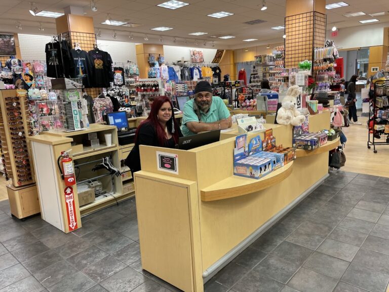 aahs the ultimate gift store laguna niguel 92691 768x576