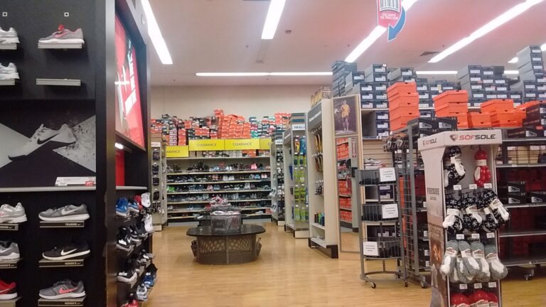 academy sports outdoors laredo 78041 768x432