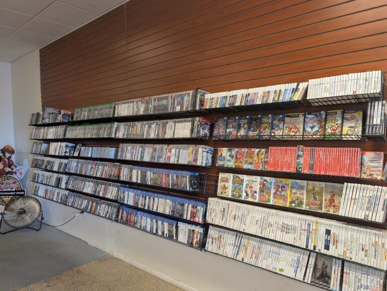 baxter s video games comics queen creek 18540 768x579