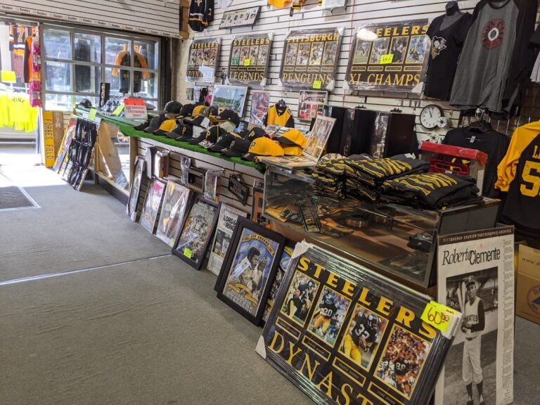 black and gold forever pittsburgh 15222 768x576