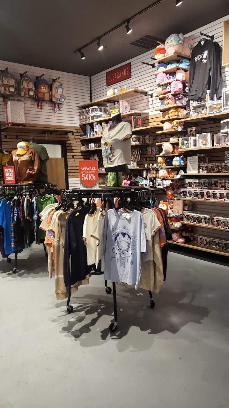 boxlunch laredo 78041 768x1365