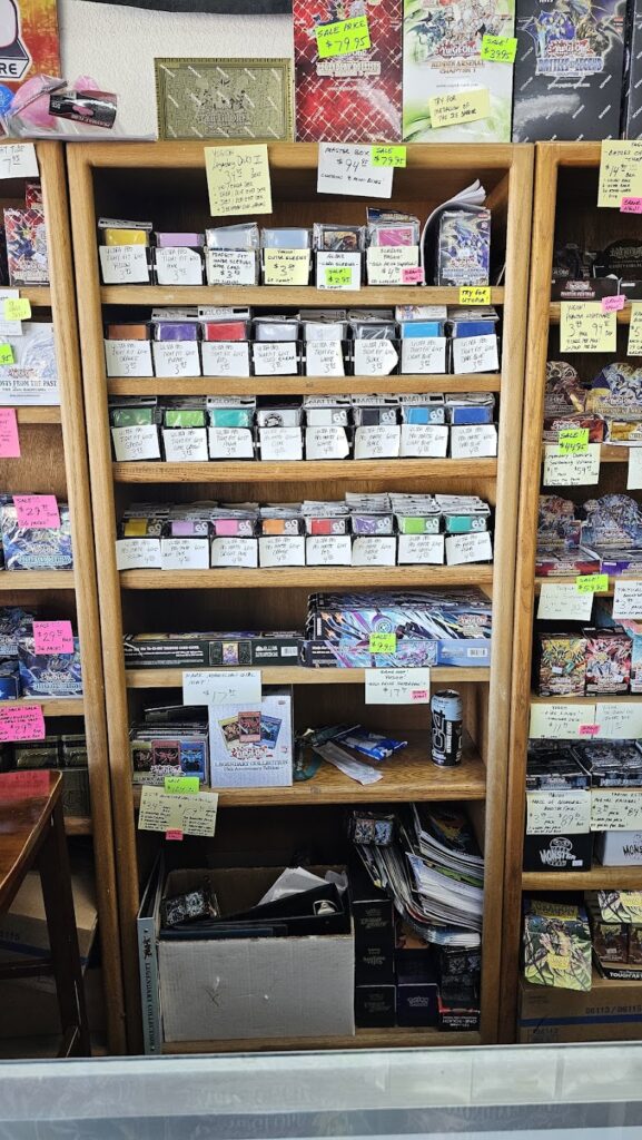 cards comics elk grove 95624 577x1024