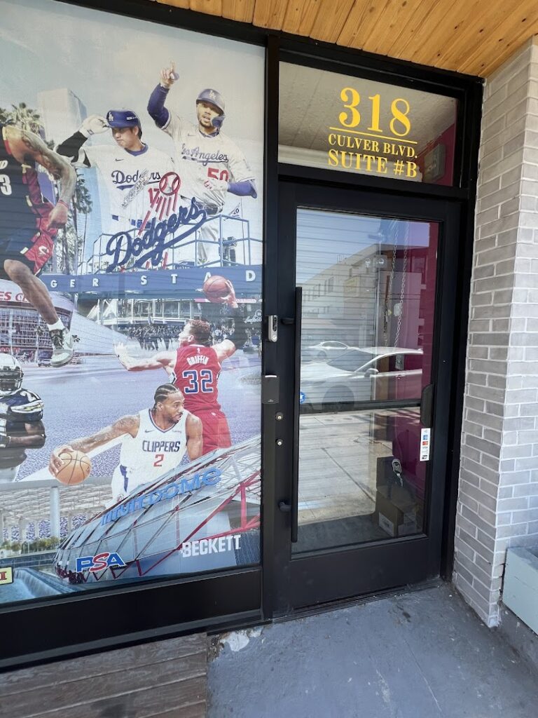 crownside collectibles santa monica 90293 768x1024