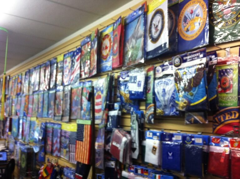 del val flags wilmington 19806 768x574