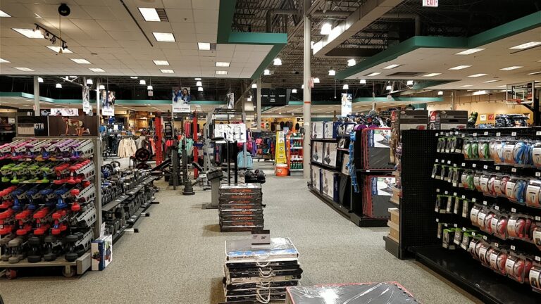 dick s sporting goods taylor 23349 768x432