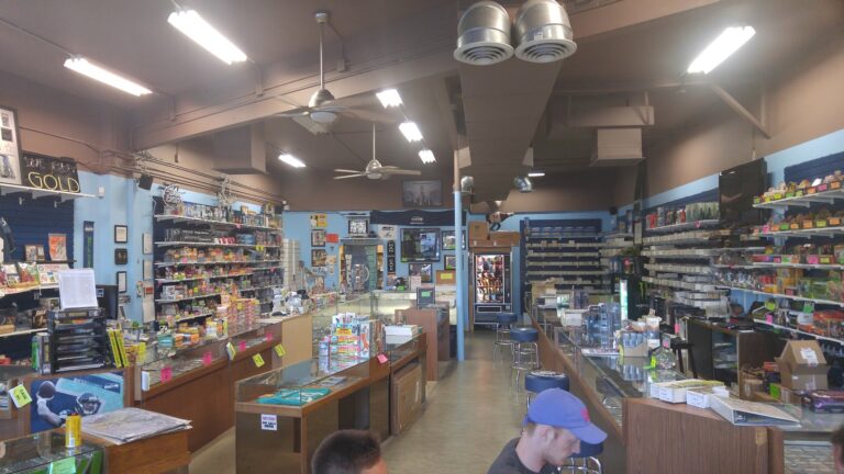 dugans sports cards olympia 98501 768x432