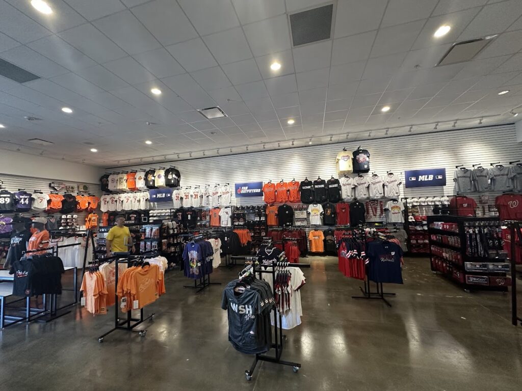 fan outfitters canton crossing baltimore 21224 1024x768