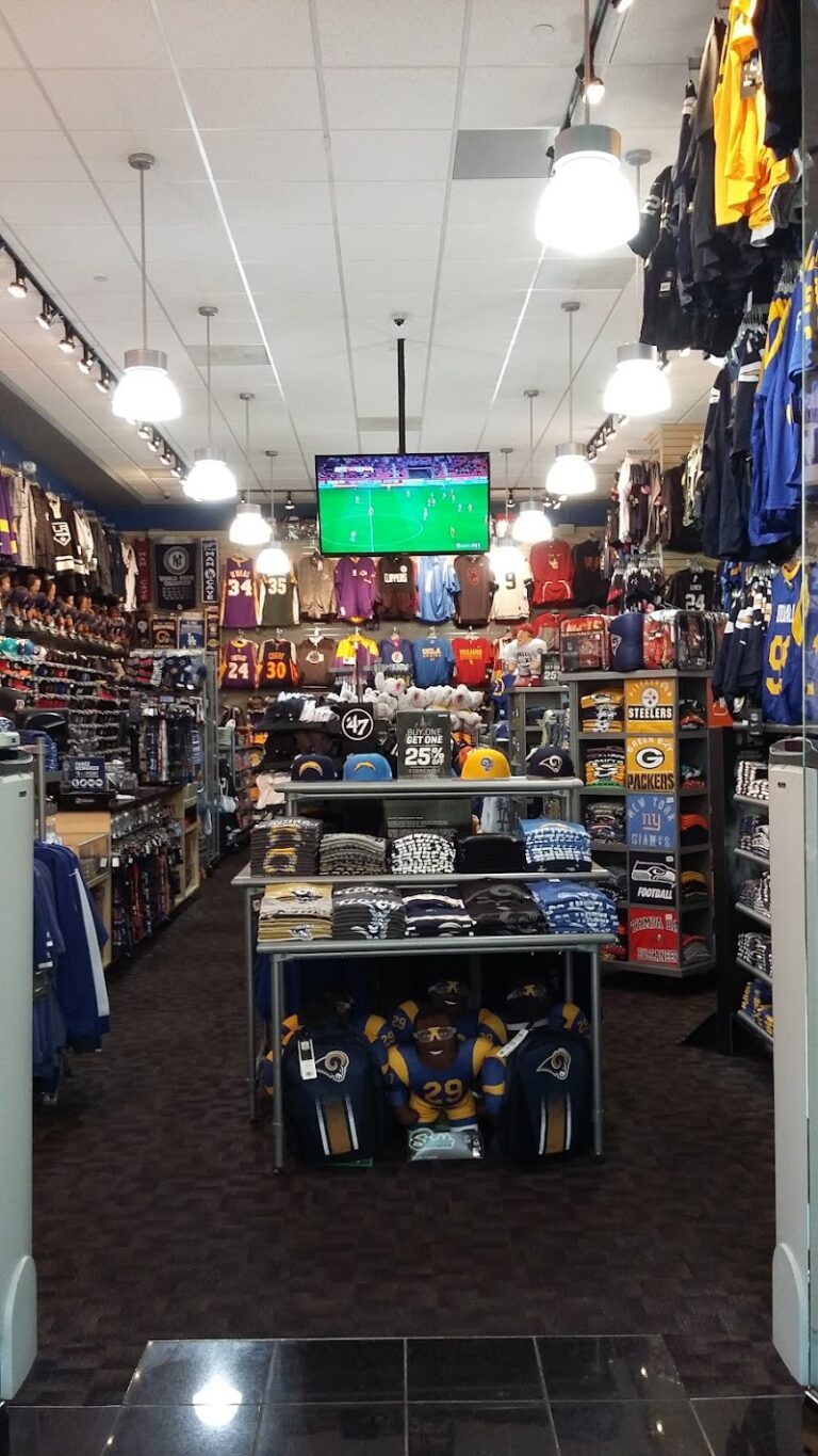 fanzz redondo beach 90278 768x1365