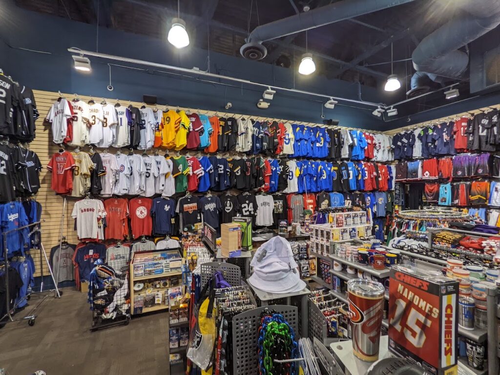 fanzz sports apparel by lids rancho cucamonga 91764 1024x768