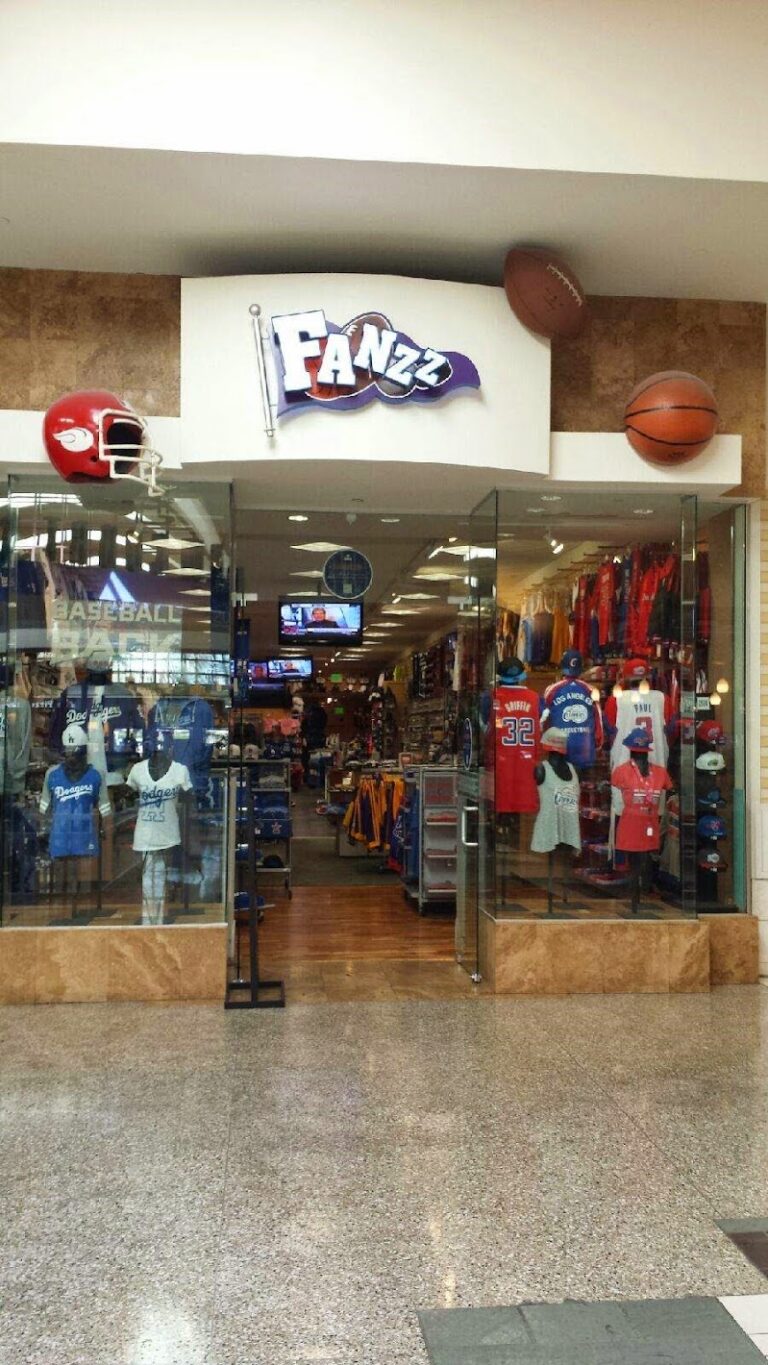 fanzz sports apparel cerritos lakewood 90703 768x1365