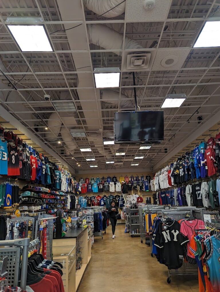 fanzz sports apparel lubbock lubbock 79414 768x1020