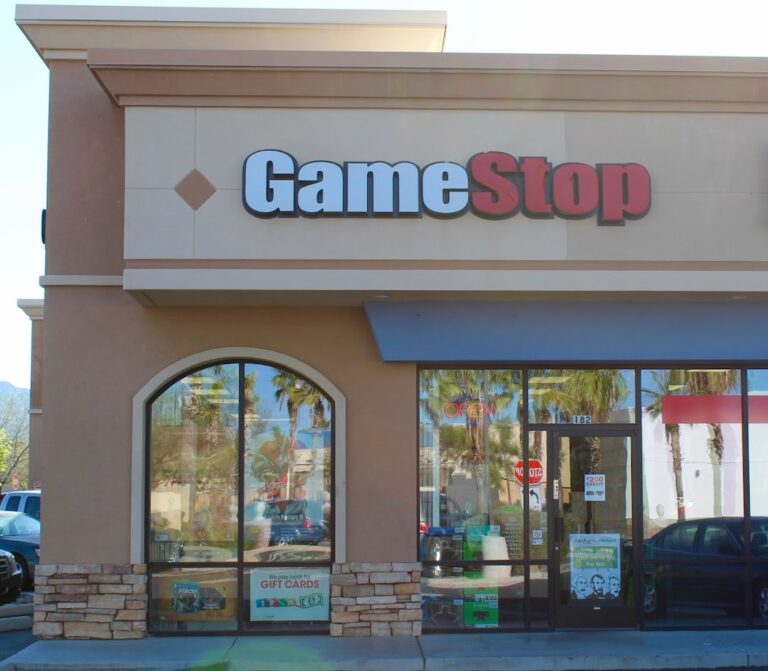gamestop casas adobes 85743 768x671