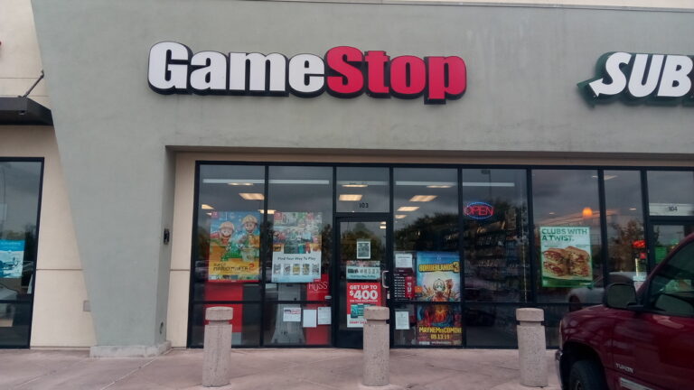 gamestop compton 90220 768x432