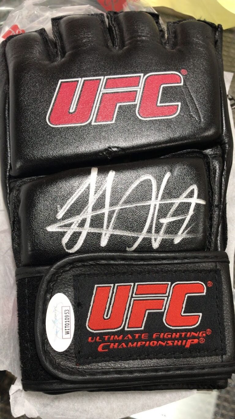 gametimeauctions manhattan 11101 768x1365