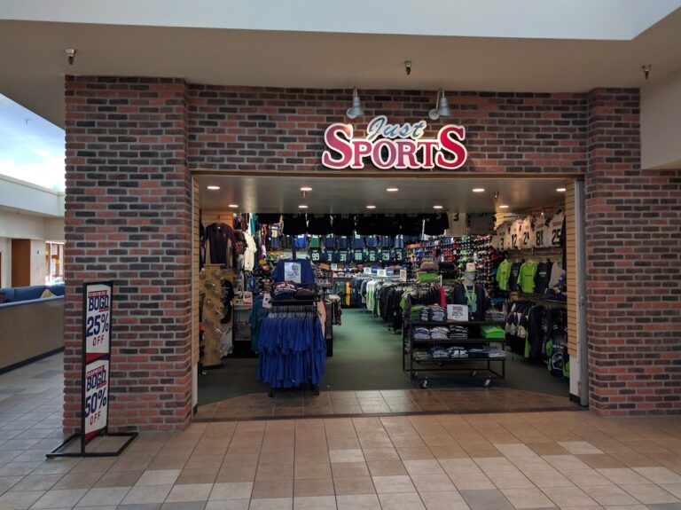 just sports wenatchee 98802 768x575
