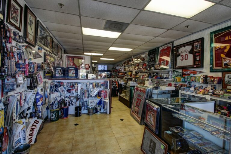 legends sports cards of lake elsinore lake elsinore 32245 768x512