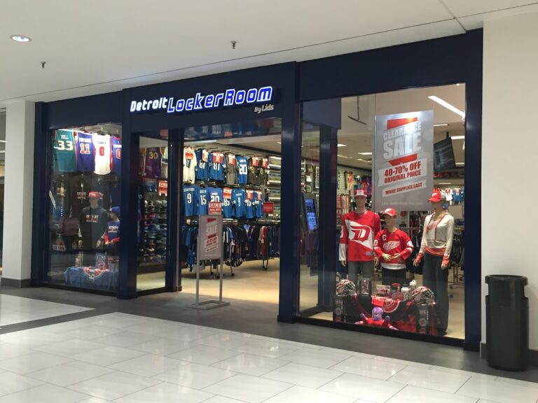 locker room by lids taylor 23000 768x576