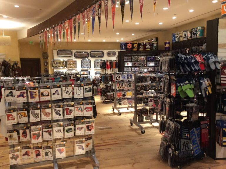 lucky dog sports huntersville 28216 768x574