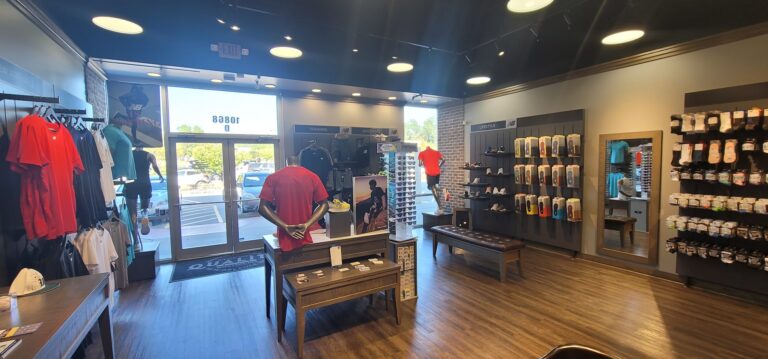 new balance the woodlands 10868 768x359