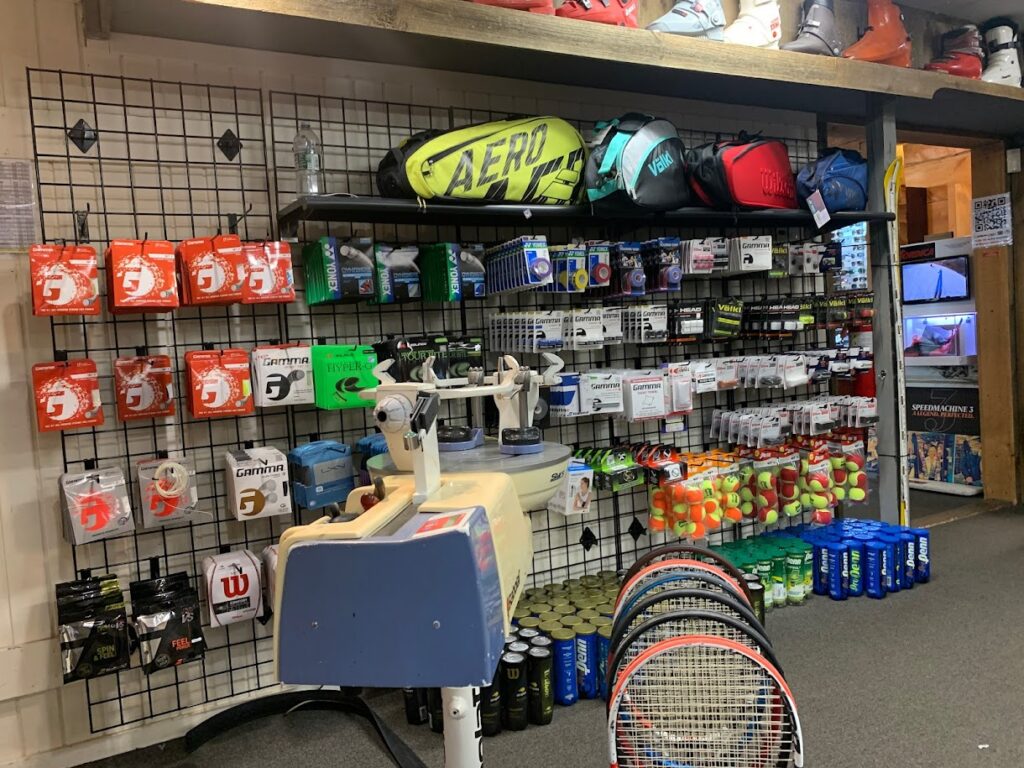 pedigree ski shop inc white plains 10605 1024x768