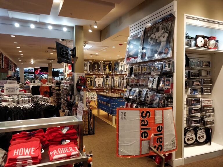 pro sports zone livonia 37700 768x576