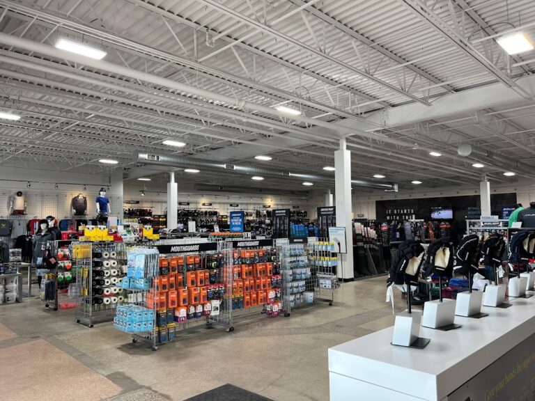 pure hockey burnsville 14150 768x576