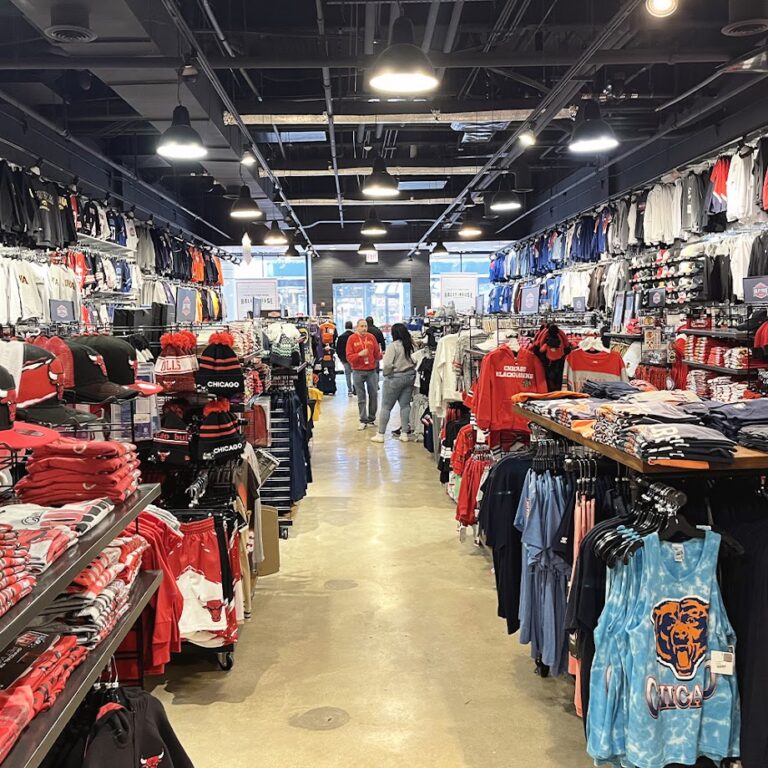 rally house old orchard skokie 60077 768x768