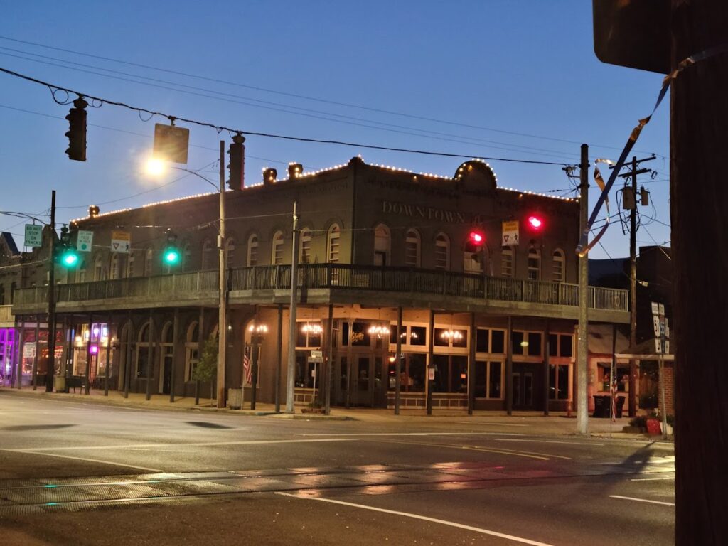 ruth s collectibles and gifts hammond 70454 1024x768