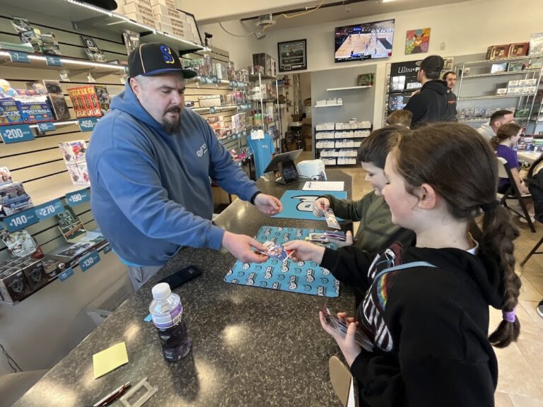 ryno s sports cards and memorabilia bellingham 98225 768x576