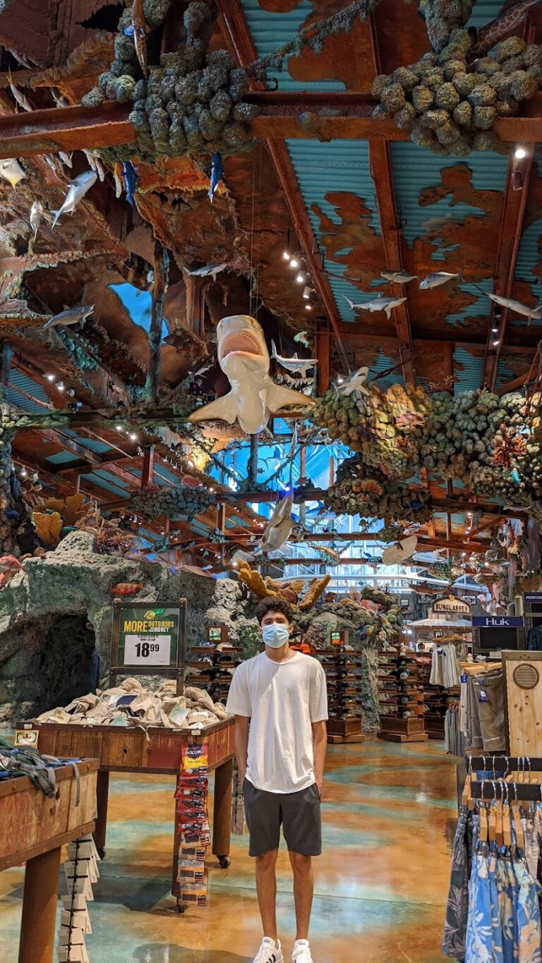 sportsman s center doral 33172 768x1365