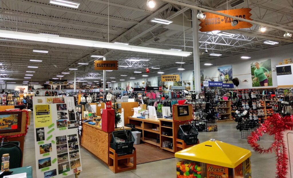 sportsman s warehouse medford 97504 1024x621