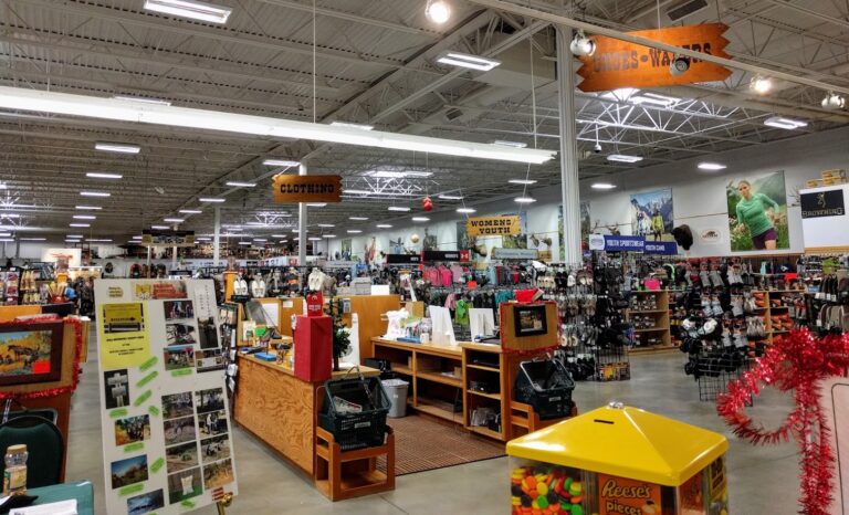 sportsman s warehouse medford 97504 768x466