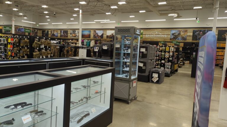 sportsman s warehouse racine 53406 768x432