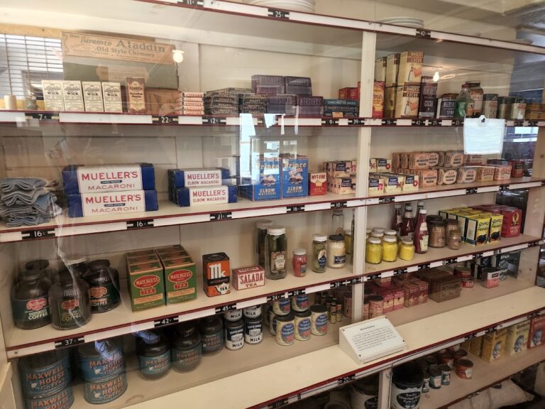 strawberry banke antique and vintage shop portsmouth 03801 768x576