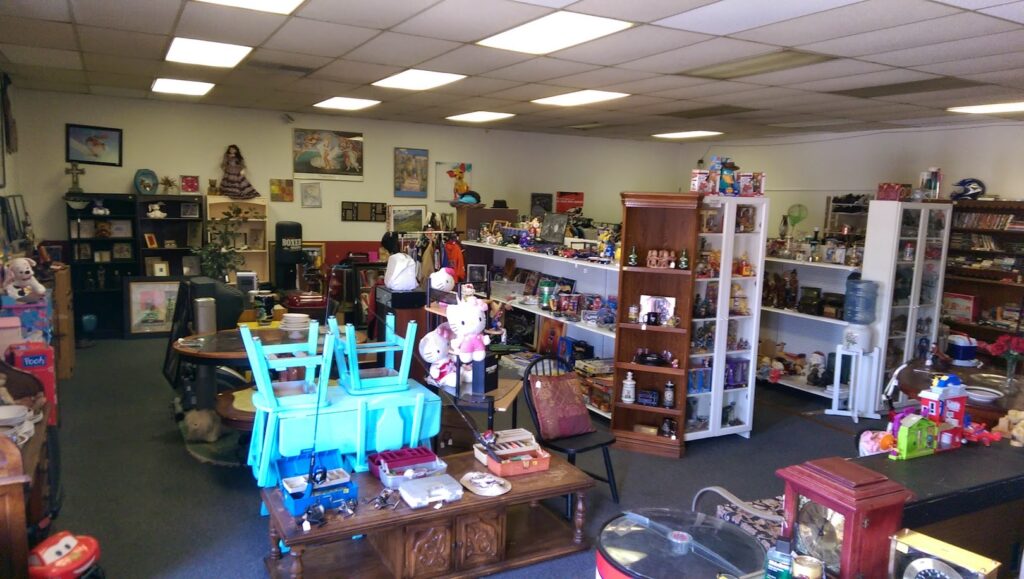 vintage thrift thrift toys collectibles turlock 95380 1024x579